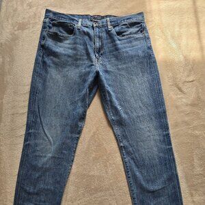Lucky Brand 121 Heritage Slim